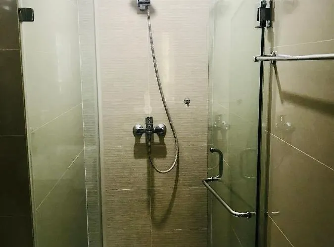 Apartahotel Safron's Condotel Near Naia *